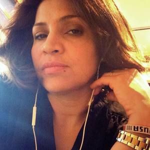 Meet your Posher, Yecenia d